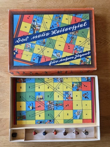 Museales brettspiel antik - museales,